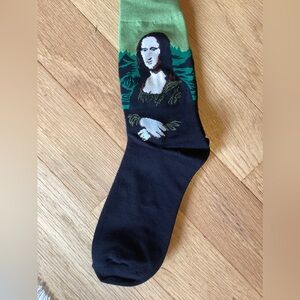 Who doesn’t want a little Mona Lisa in their life? Or on their foot?  Quality!